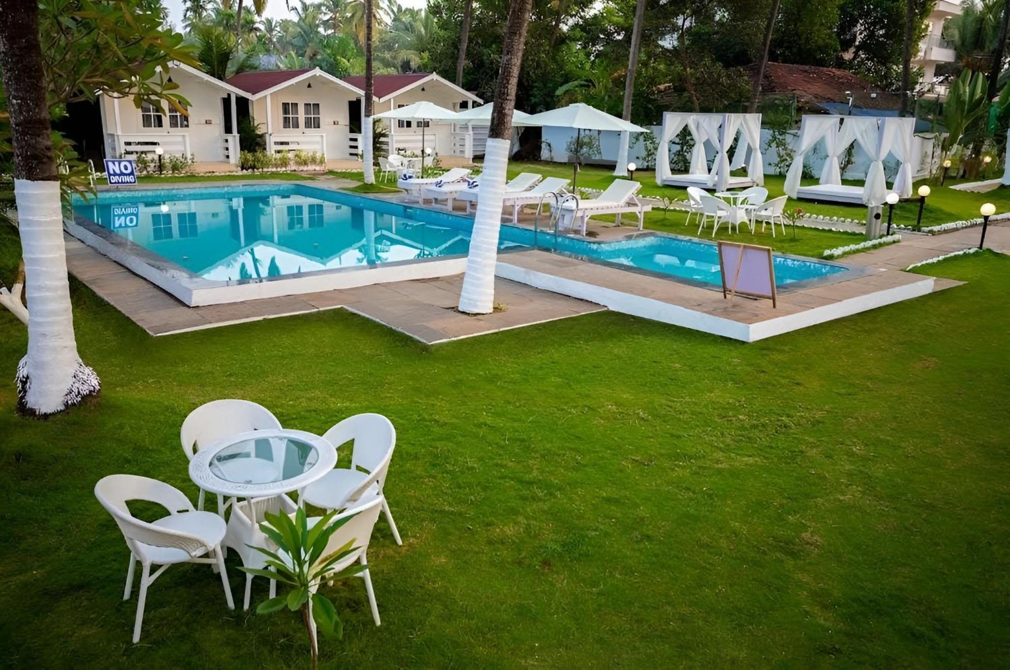 Seabliss Cottages Morjim Exteriör bild