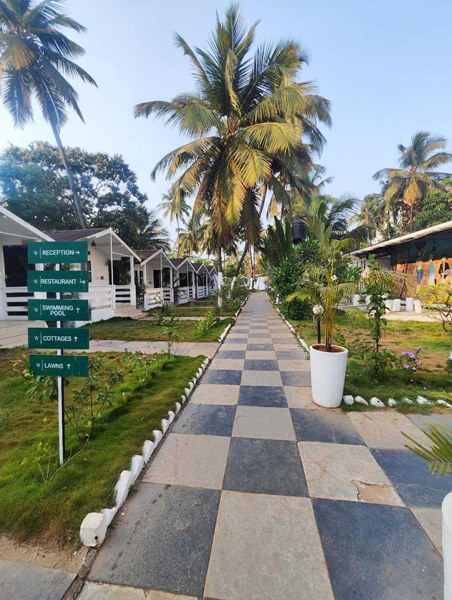 Seabliss Cottages Morjim Exteriör bild
