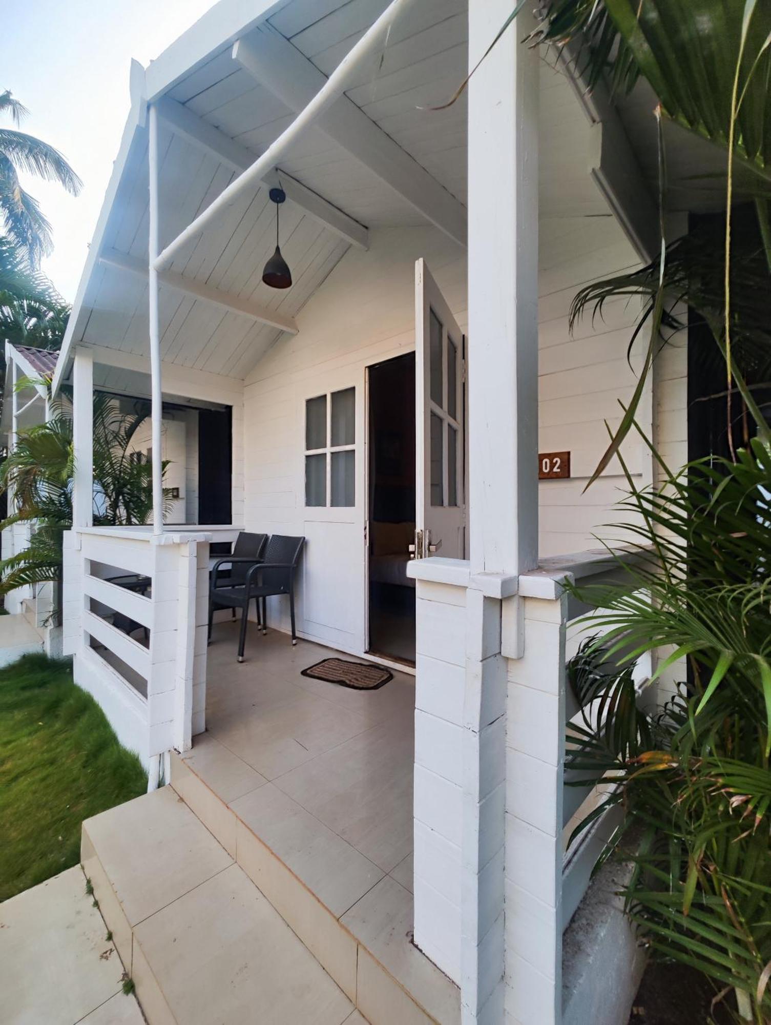 Seabliss Cottages Morjim Exteriör bild